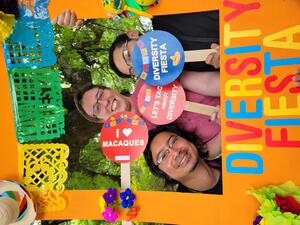 Fiesta Antonio, Boby, Grey