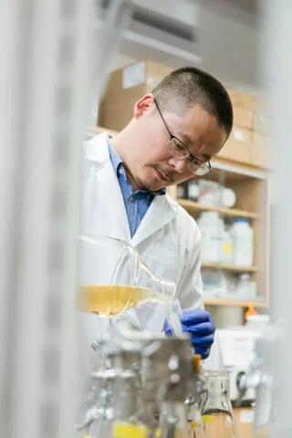 Dr. Ye